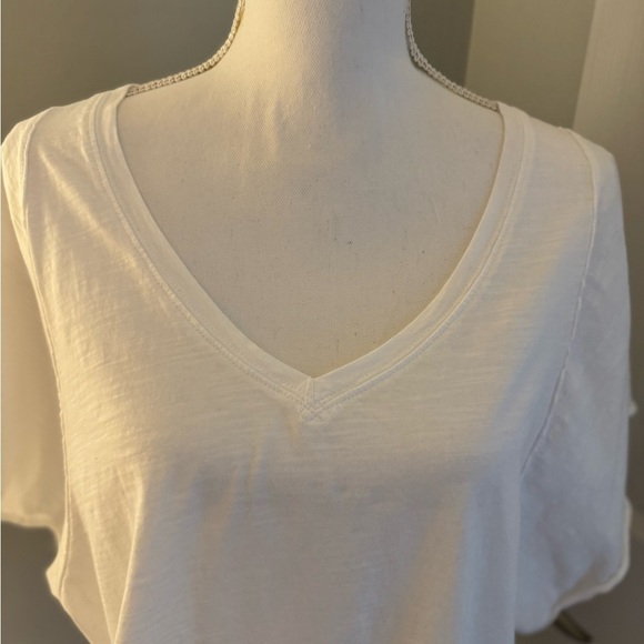 Mustard Seed Top White Oversized Flowy Size M - Picture 2 of 8